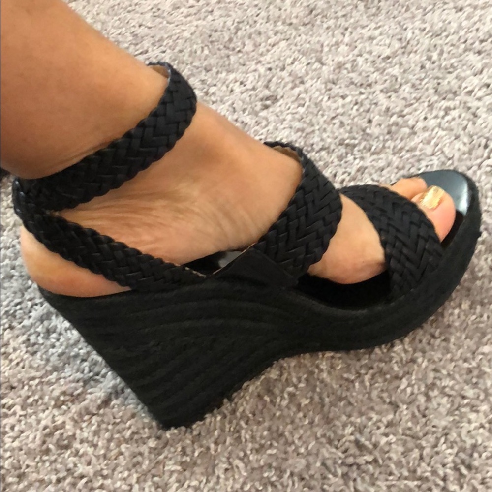 Michael Michael KORS black wedges